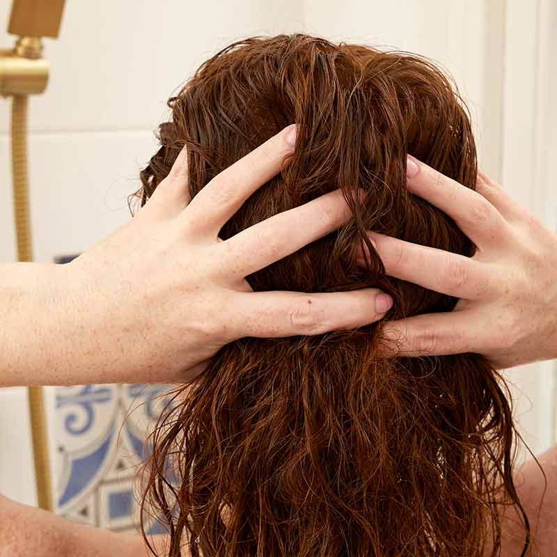 Alpha-H Healthy Scalp Exfoliating Treatment with Australian Desert Lime